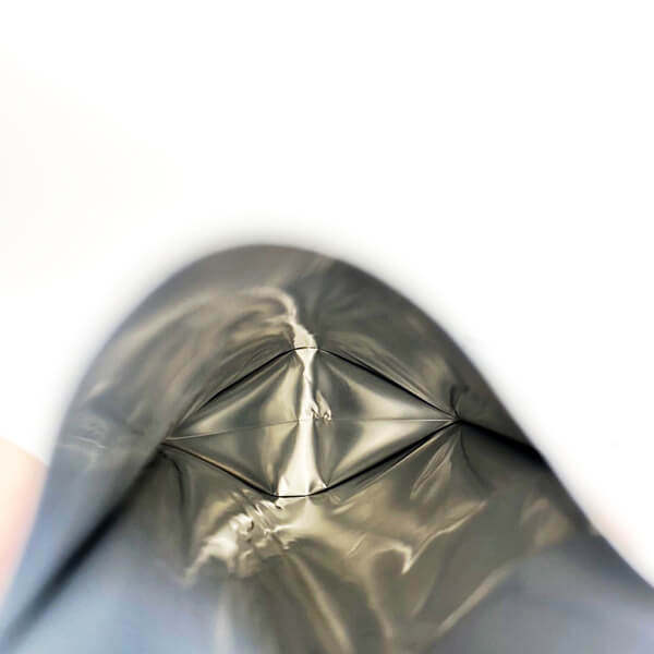 Aluminium-Foil-Spout-Pouch-Inside